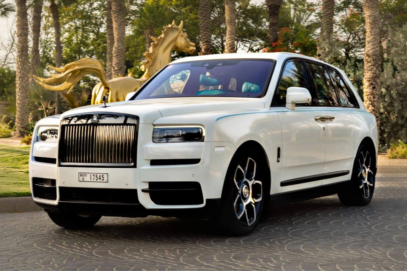 What are the Top Occasions to Rent a Luxury Car in Dubai - Seven Luxury Car Rental in Dubai